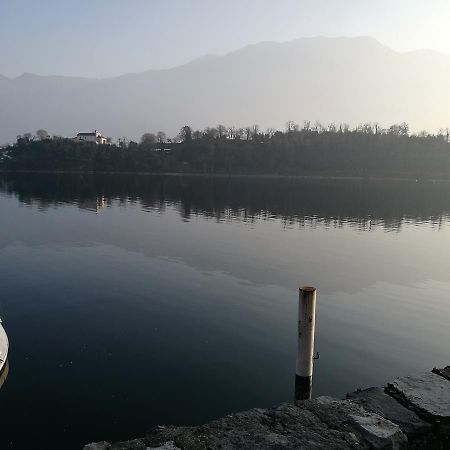 Rustico Vista Lago Lezzeno Exterior photo