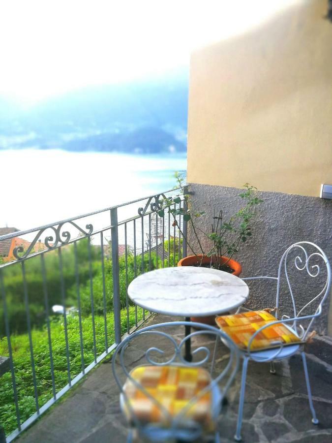 Rustico Vista Lago Lezzeno Exterior photo